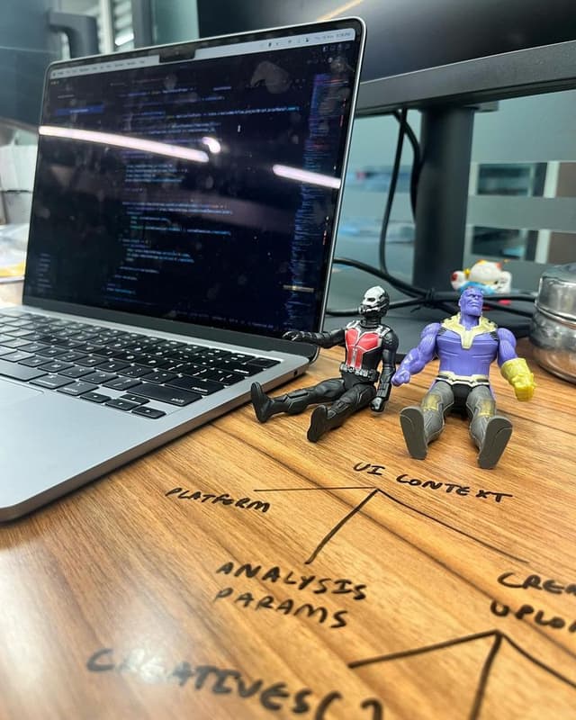 desk-friends.jpg