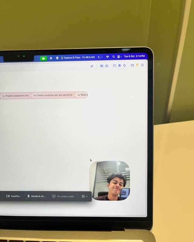 laptop-selfie.jpg